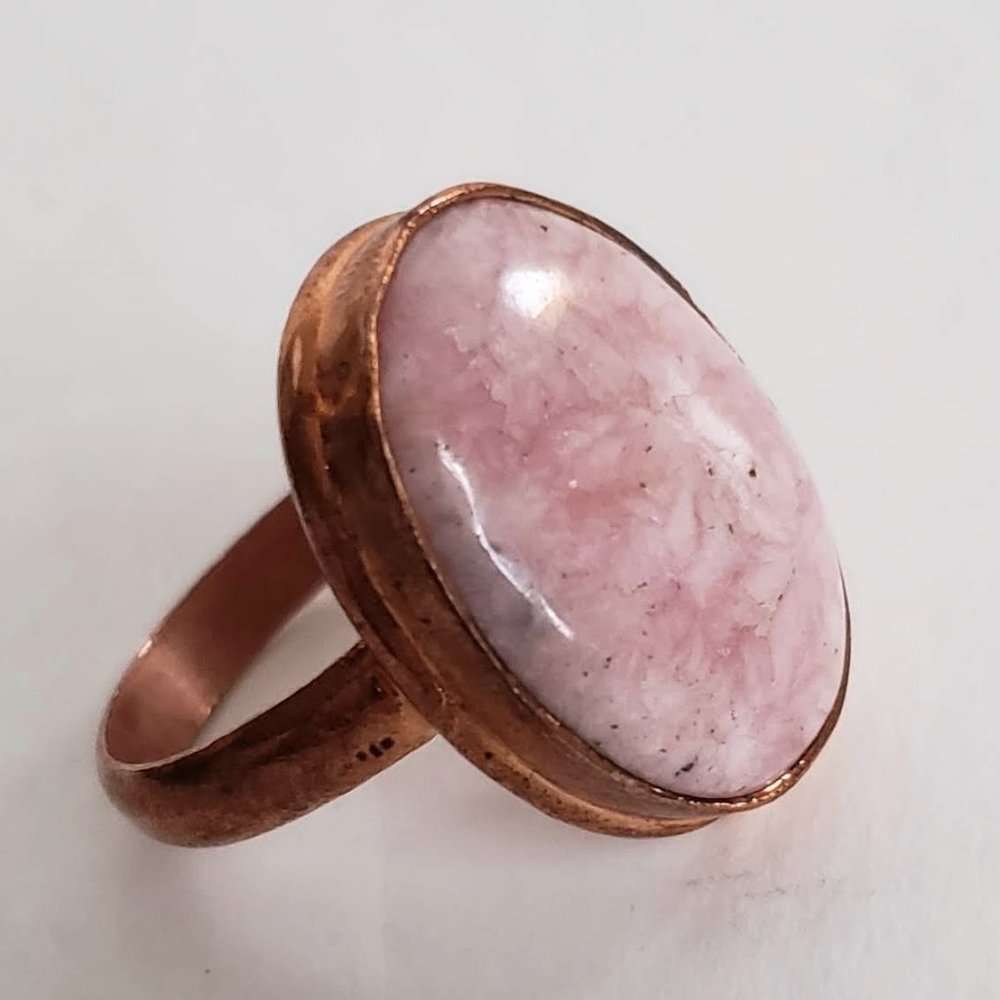 Sz 10 Natural Pink RHODOCHROSITE Ring in solid Copper Artisan Made